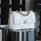 CHANEL 19 Handbag3