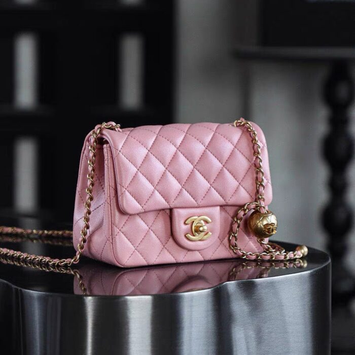 CHANEL Mini Classic Handbag2