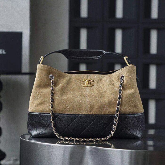 CHANEL Shopping Bag2