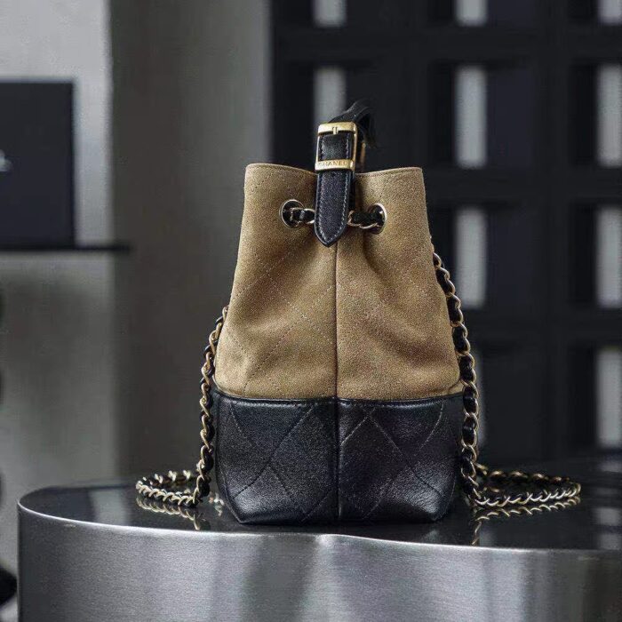 CHANEL Shopping Bag3