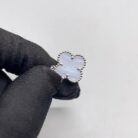 Van Cleef & Arpels Vintage Alhambra pendant 18K white gold, Chalcedony2
